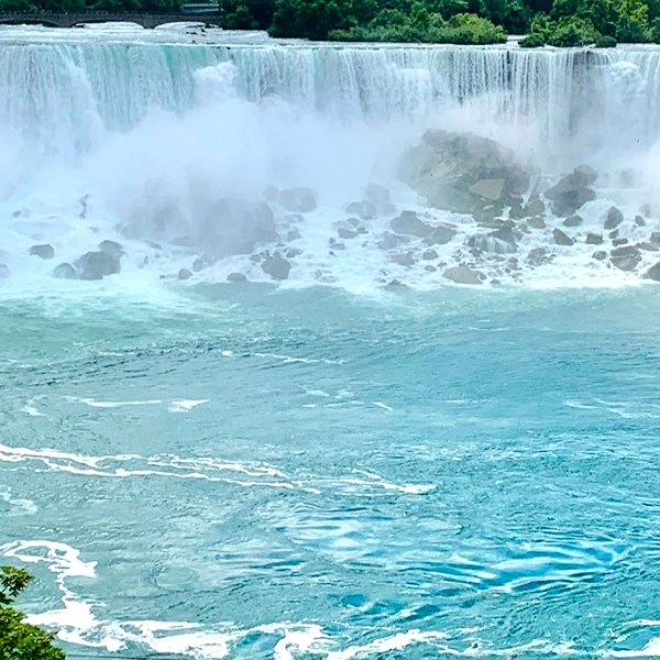 Majestic Beauty of Niagara&nbsp;Falls
